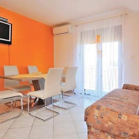 Bozena Apartment