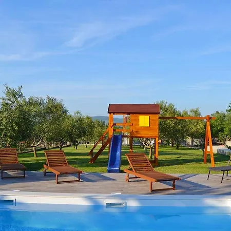Bozena Apartment *